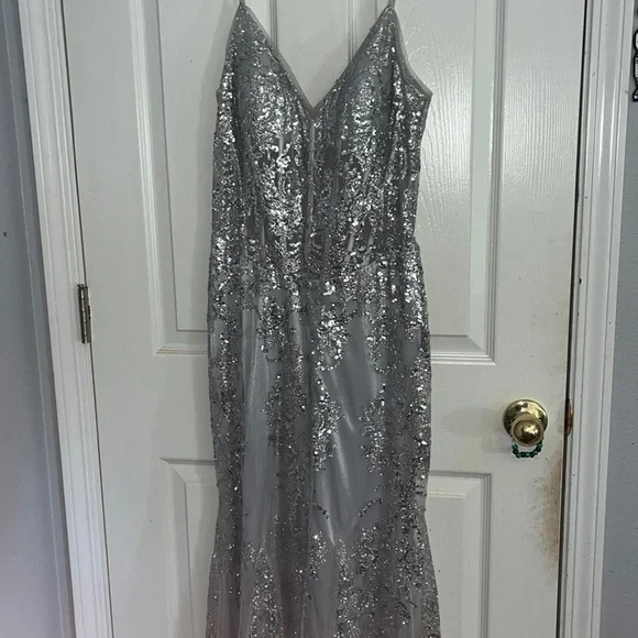 open lace back dress Spaghetti Straps Floor Length Sky Blue Sleeveless Wedding Dress